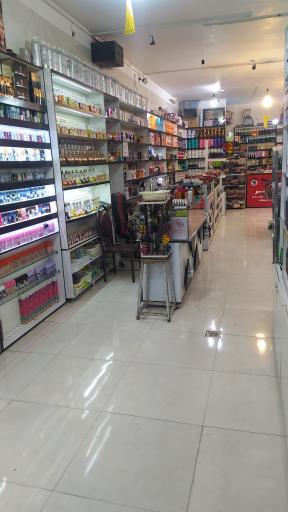 عکس لوازم آرایشی برند