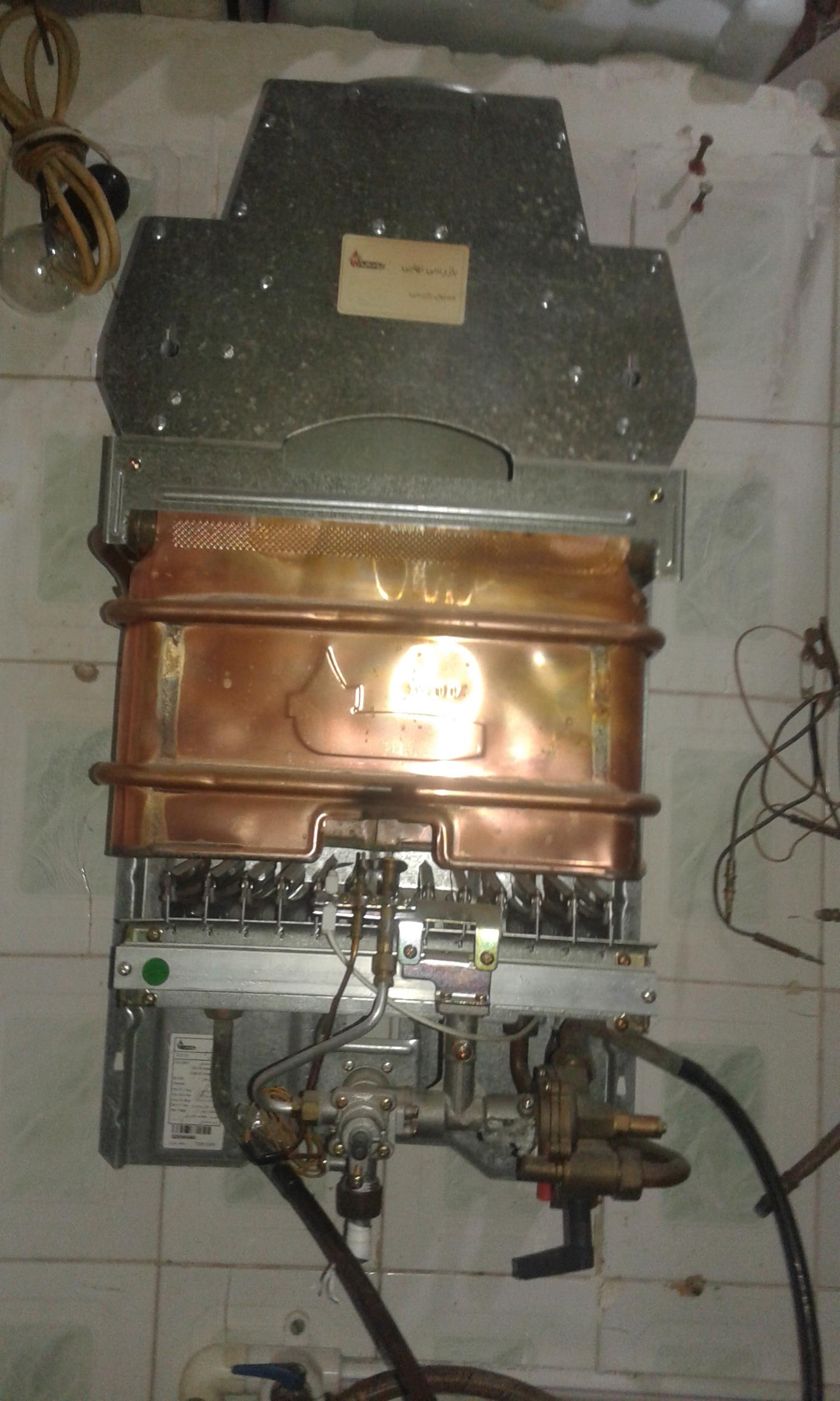 عکس آبگرمکن سازی وتعمیرلوازم خانگی جمعه پور