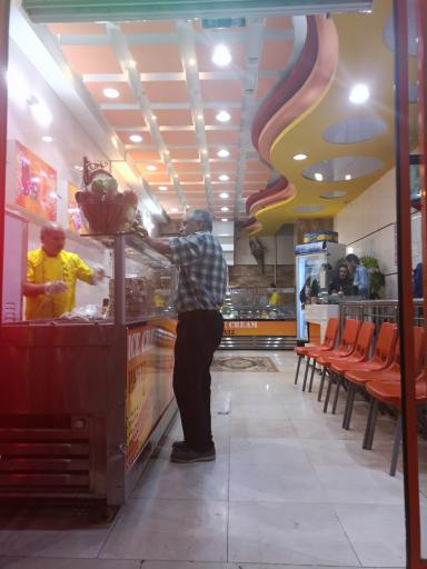 عکس بستنی سنتی پانیذ