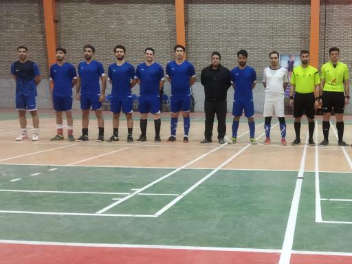 عکس سالن مجموعه ورزشی چند منظوره کارگران خدابنده