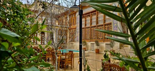 عکس بوتیک هتل محلاتی