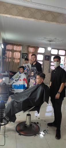 عکس آرایشگاه و آموزشگاه امیر خلعت بری