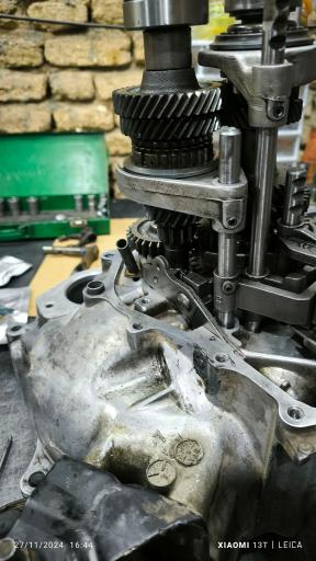 تعمیرگاه اتومکانیک میلاد 
