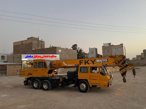 عکس مصالح ساختمانی و جرثقیل ماهان