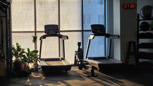 عکس استودیو تخصصی فیتنس ستاره