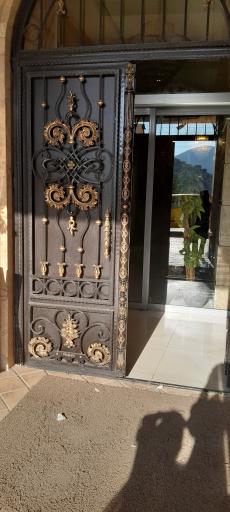 عکس ساختمان پزشکان رازی