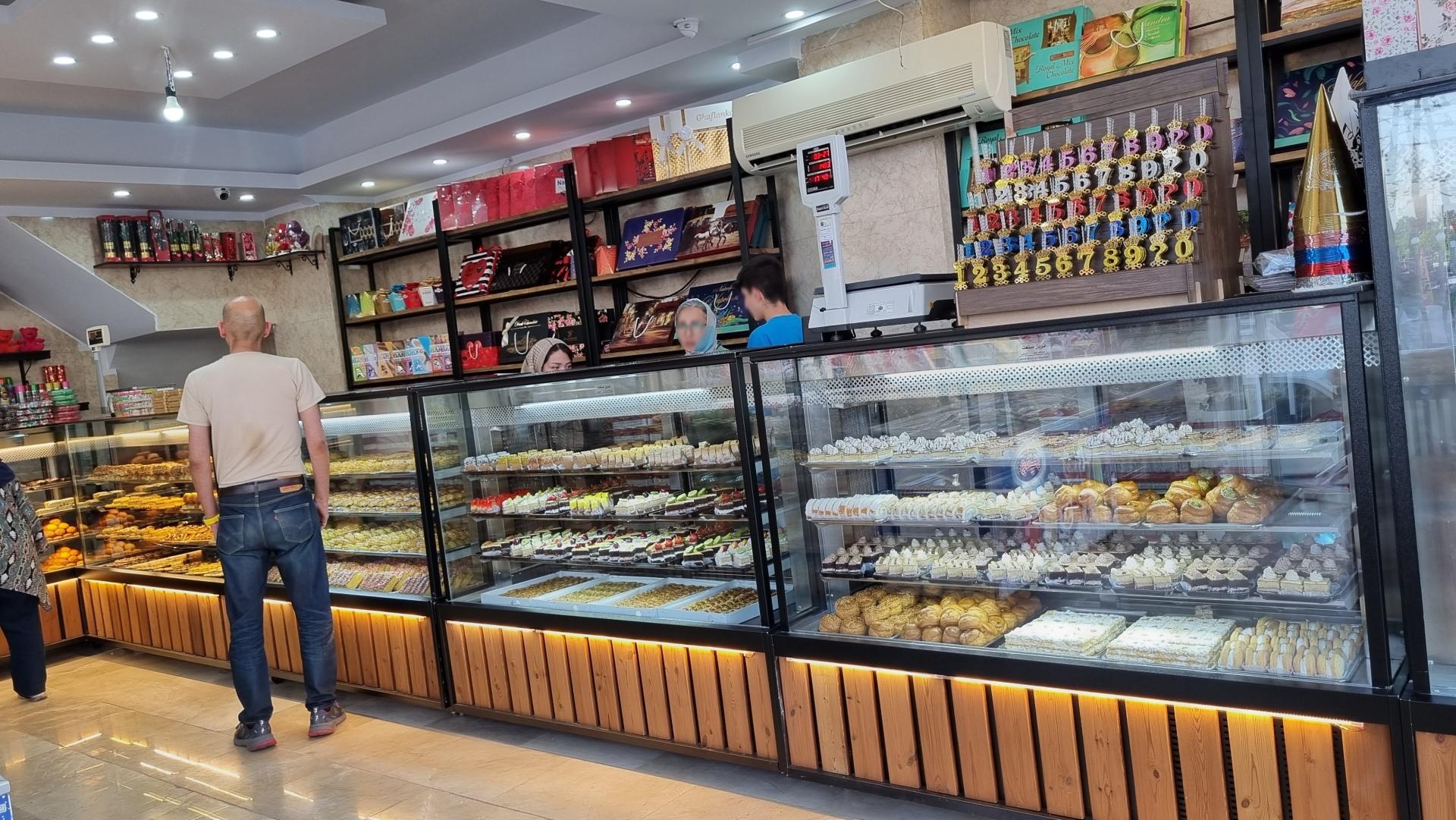 عکس هایپر نان شیرینی شیسا