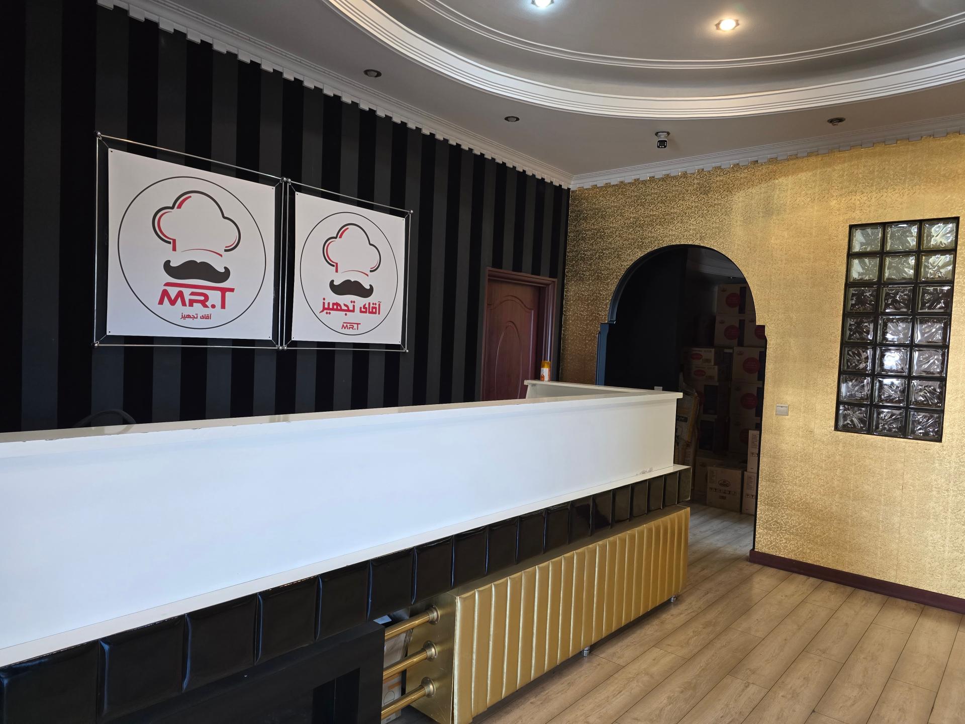 عکس آقای تجهیز