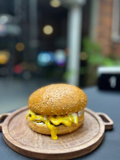 عکس کافه فست فود دلتا