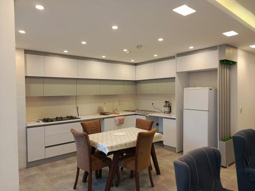 هتل آپارتمان مادر