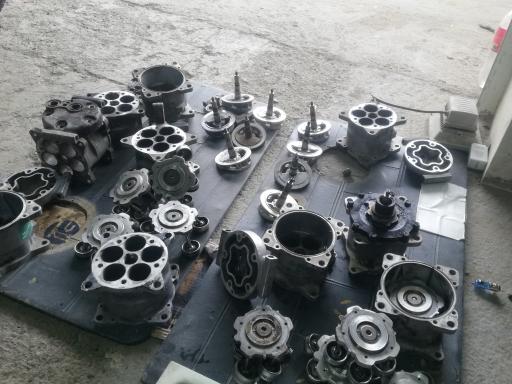 عکس تعمیرگاه برق اتومبیل قادری