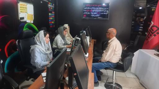 مجتمع چاپ و تابلوسازی آقای خدیو