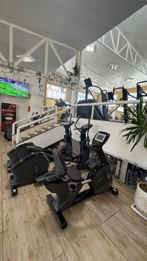 عکس باشگاه پارسیس