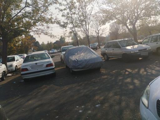 عکس پارکینگ بیمارستان بعثت