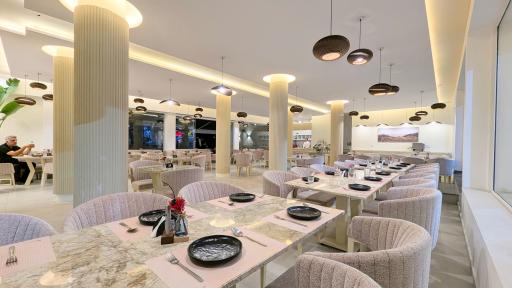 عکس هتل ملک چالوس