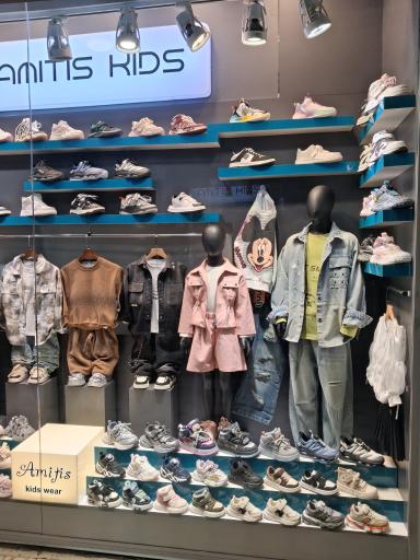 عکس بوتیک کودک و نوجوان آمیتیس