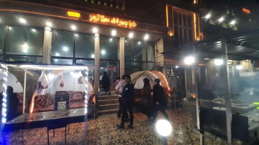 عکس کباب سرای سناتور