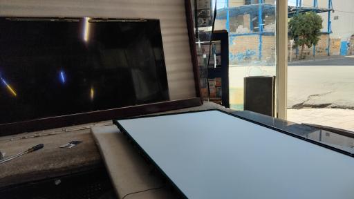 عکس خدمات صوتی و تصویری توس الکترونیک 