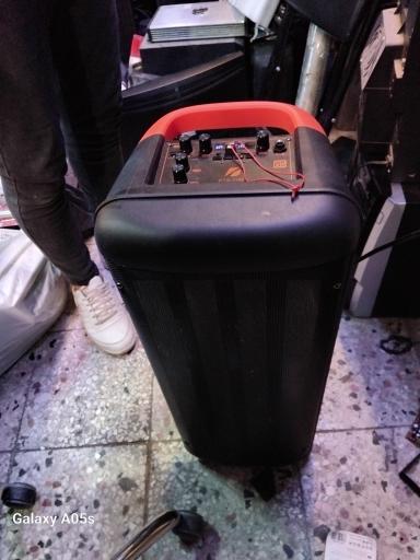 عکس خدمات صوتی و تصویری توس الکترونیک 