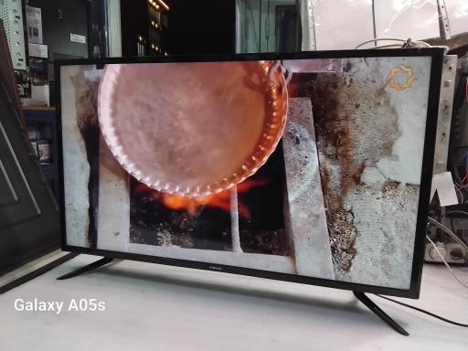 عکس خدمات صوتی و تصویری توس الکترونیک 