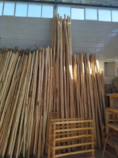 عکس مرکز چوب