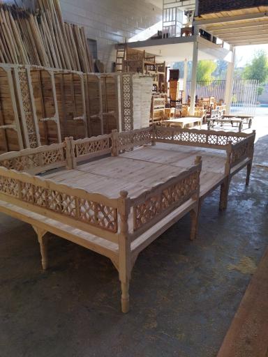 عکس مرکز چوب