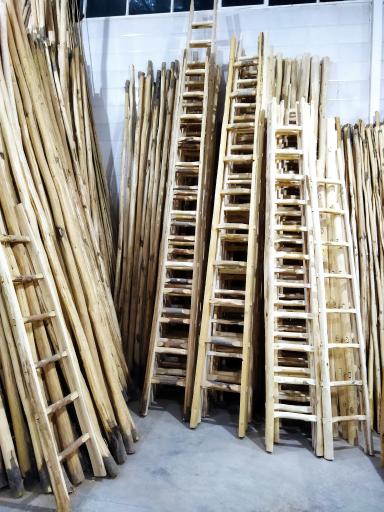 عکس مرکز چوب