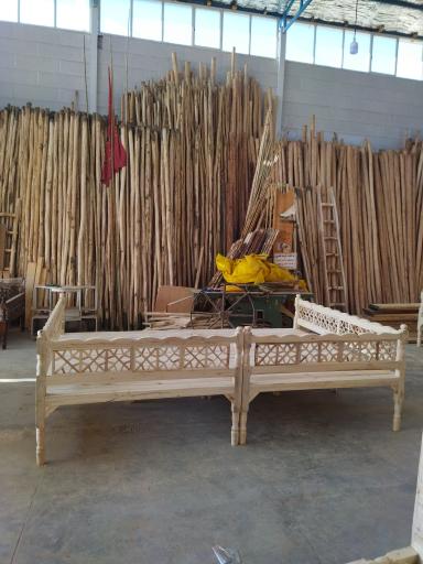 عکس مرکز چوب