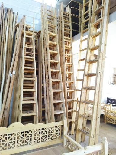 عکس مرکز چوب