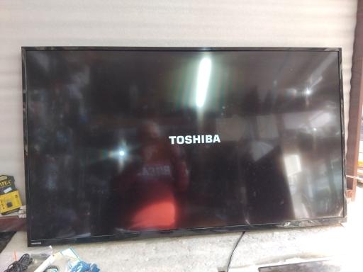 عکس خدمات صوتی و تصویری توس الکترونیک 