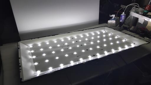 عکس خدمات صوتی و تصویری توس الکترونیک 