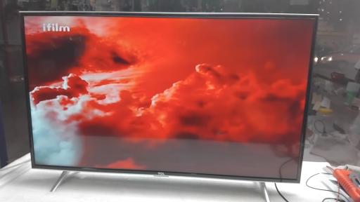 عکس خدمات صوتی و تصویری توس الکترونیک 