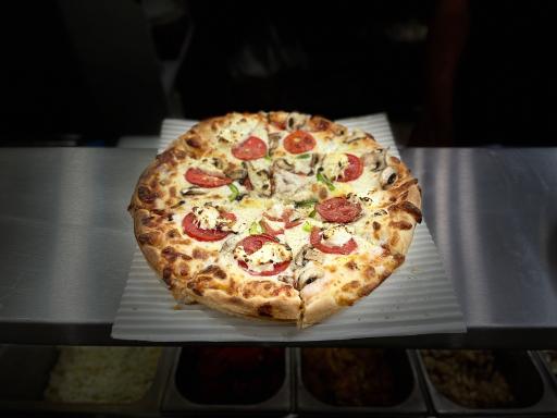 عکس پیتزا برگر فمیلی 