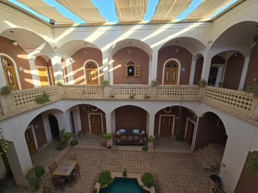 عکس سرای بابا افضل