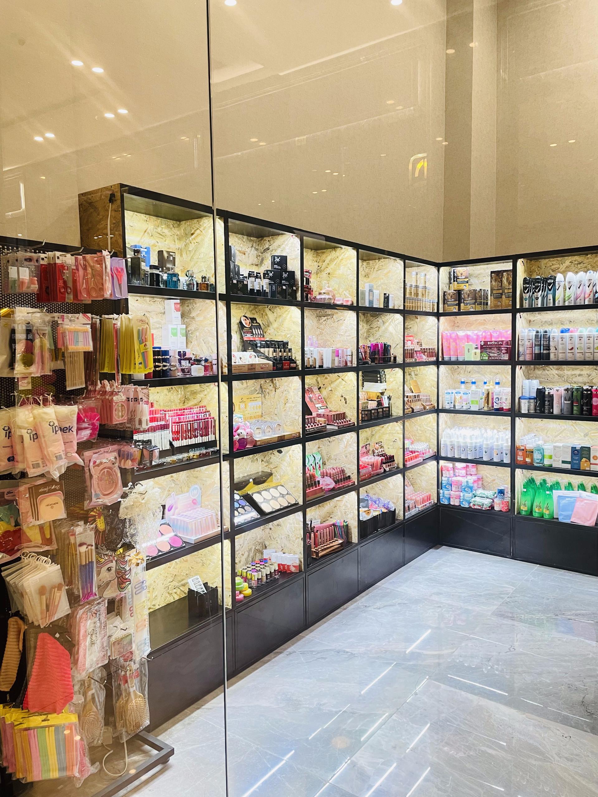 عکس لوازم آرایشی وانیا