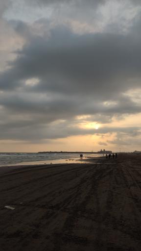 عکس هتل بزرگ کادوسان بندر انزلی