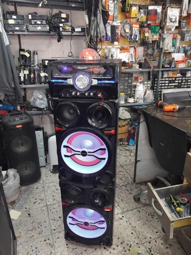 عکس خدمات صوتی و تصویری توس الکترونیک 