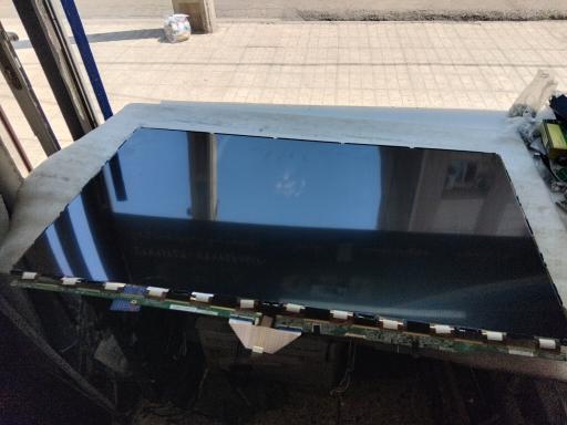 عکس خدمات صوتی و تصویری توس الکترونیک 
