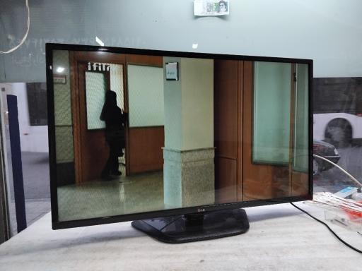 عکس خدمات صوتی و تصویری توس الکترونیک 