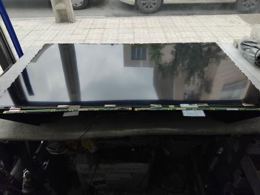 عکس خدمات صوتی و تصویری توس الکترونیک 
