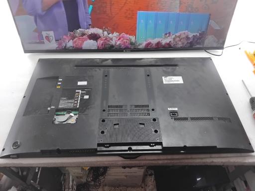 عکس خدمات صوتی و تصویری توس الکترونیک 