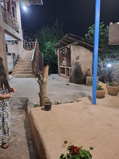 عکس دهکده کاهگلی ننه گل ابرو