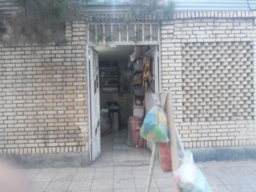 عکس پلاستیک فروشی و ظروف یکبارمصرف یعقوبی