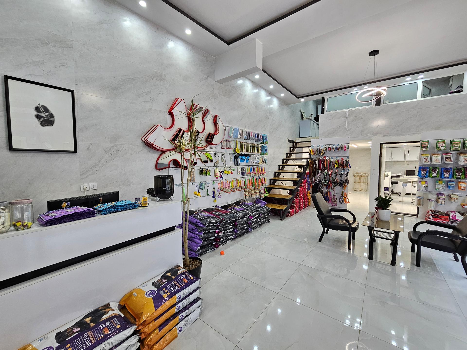 عکس کلینیک دامپزشکی دکتر حاتمی