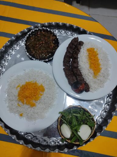 کافه رستوران عمورضا 