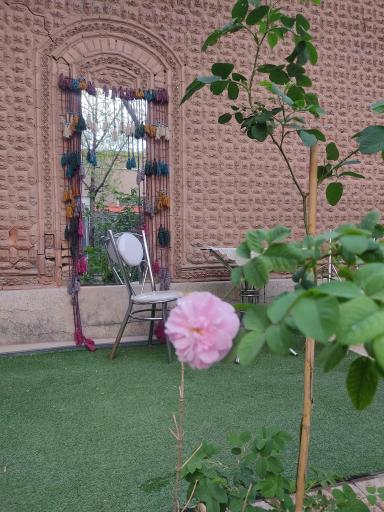 عکس کافه رستوران عمورضا 