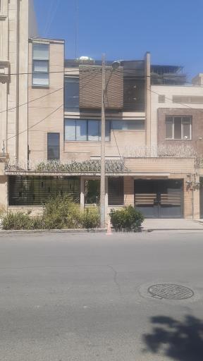 عکس دفتر شرکت اسنپ