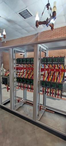 عکس برق صنعتی امیر