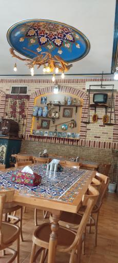 عکس رستوران سه طاق