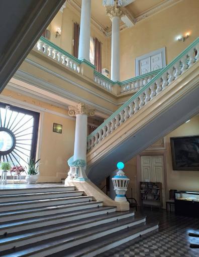 عکس کاخ موزه بندر انزلی